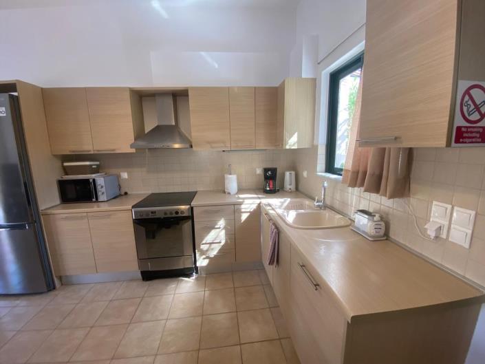 Image No.6-3 Bed House for sale