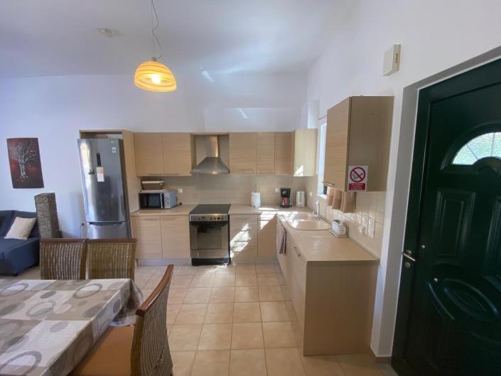 Image No.8-3 Bed House for sale