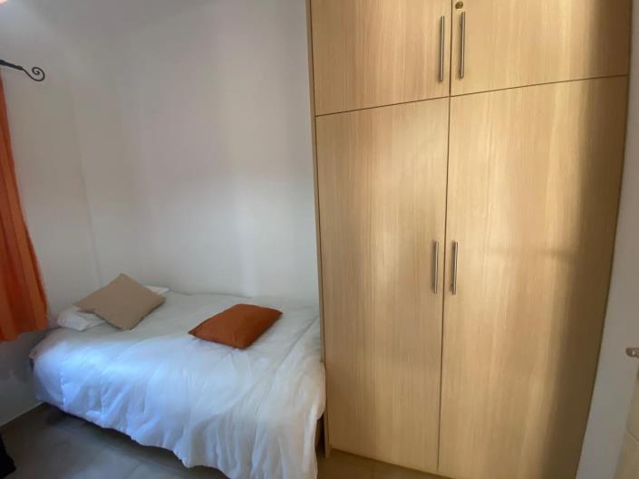 Image No.12-3 Bed House for sale