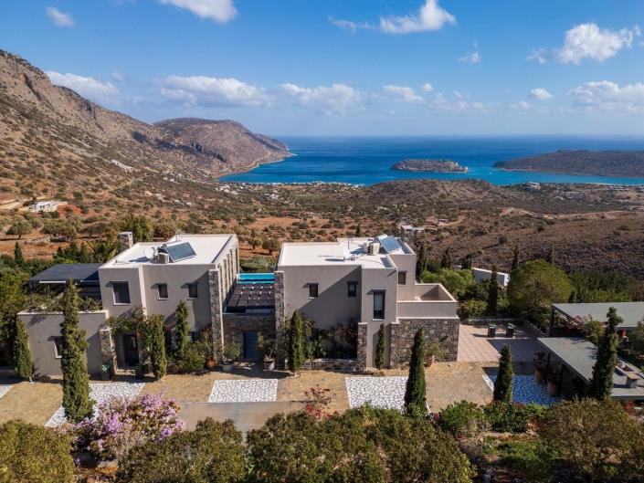 Image No.2-6 Bed Villa for sale