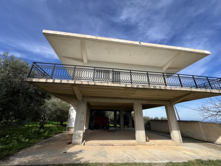 Image No.2-2 Bed House for sale