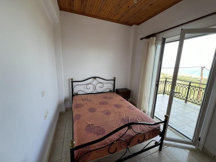 Image No.41-2 Bed House for sale