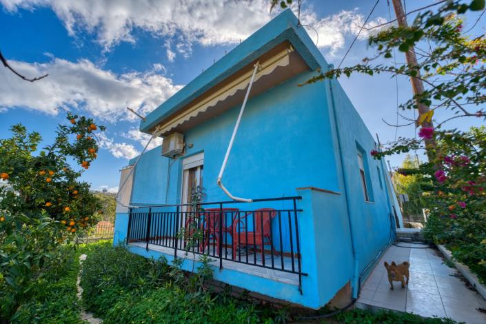 Image No.8-2 Bed House for sale