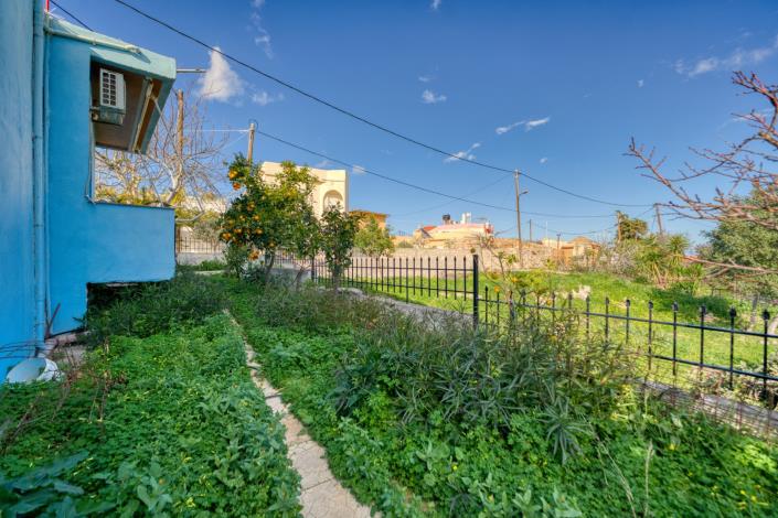 Image No.13-2 Bed House for sale