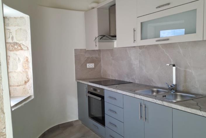 Image No.10-3 Bed House for sale