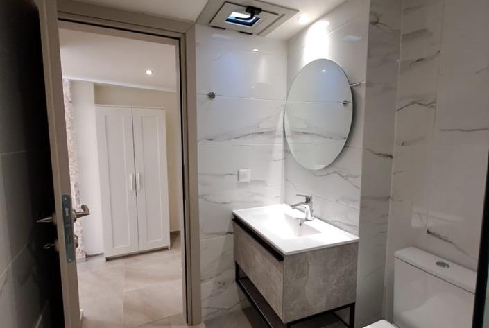 Image No.12-3 Bed House for sale