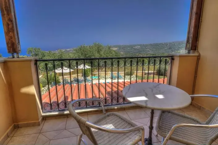 Image No.15-Villa de 4 chambres à vendre à Gerani