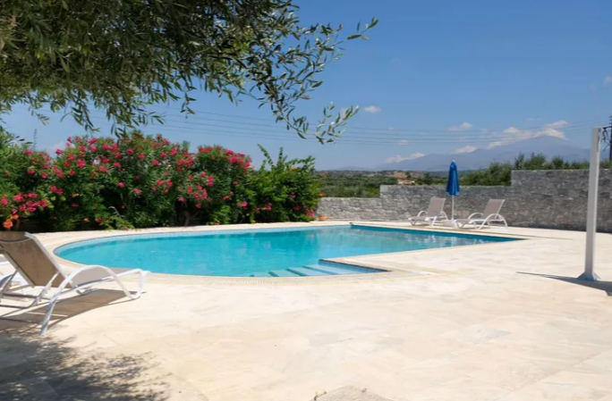 Image No.2-5 Bed Villa for sale