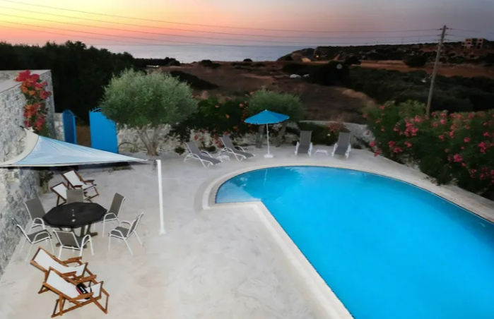 Image No.6-5 Bed Villa for sale