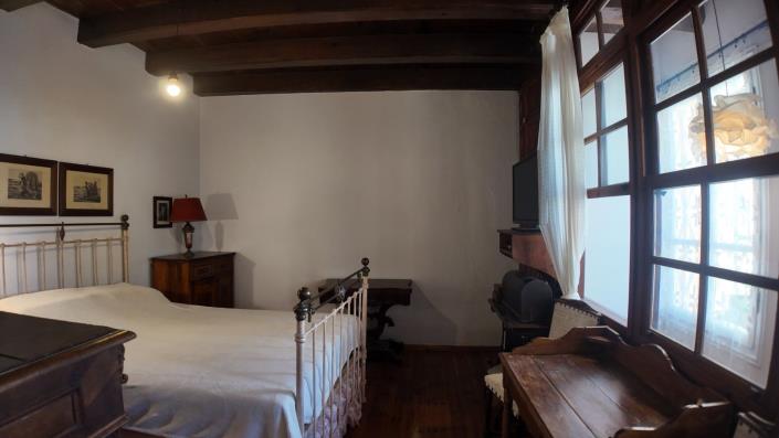 Image No.13-3 Bed House for sale