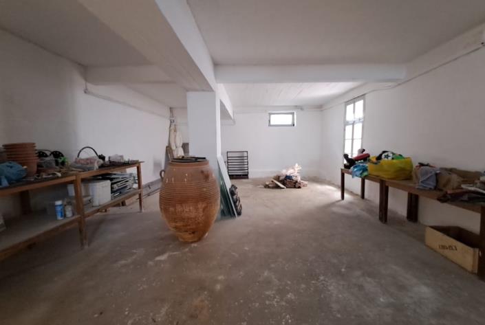 Image No.33-Maison de 5 chambres à vendre à Kalyves