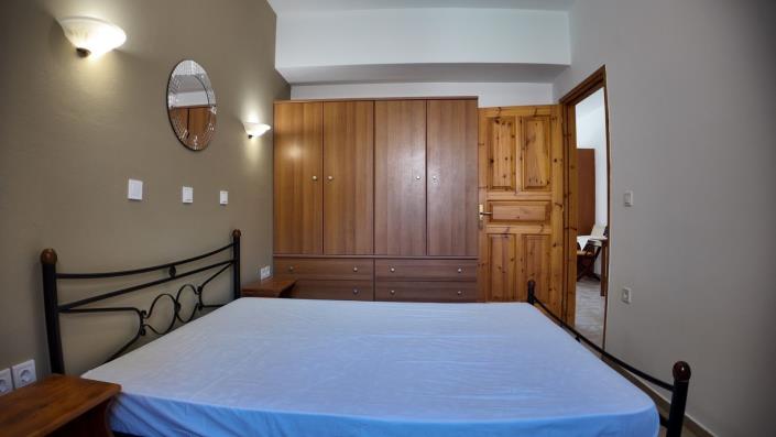 Image No.11-2 Bed House for sale