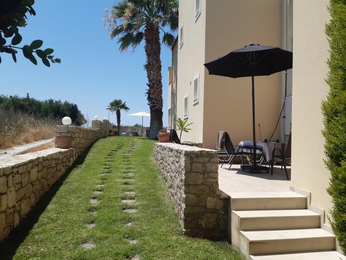 Image No.2-Appartement de 2 chambres à vendre à Skaleta