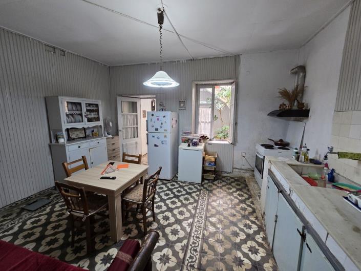 Image No.7-4 Bed House for sale