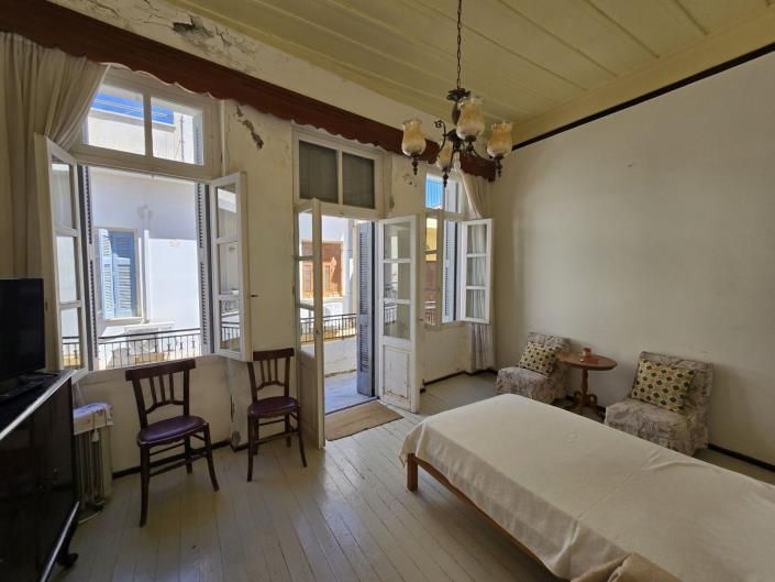 Image No.10-4 Bed House for sale