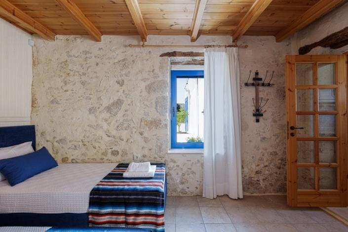 Image No.14-3 Bed House for sale