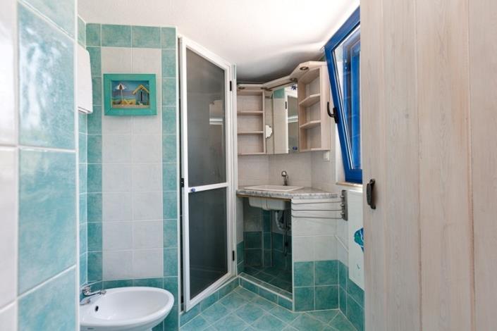 Image No.15-3 Bed House for sale