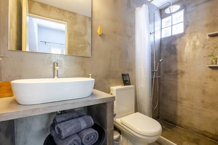 Image No.6-3 Bed House for sale