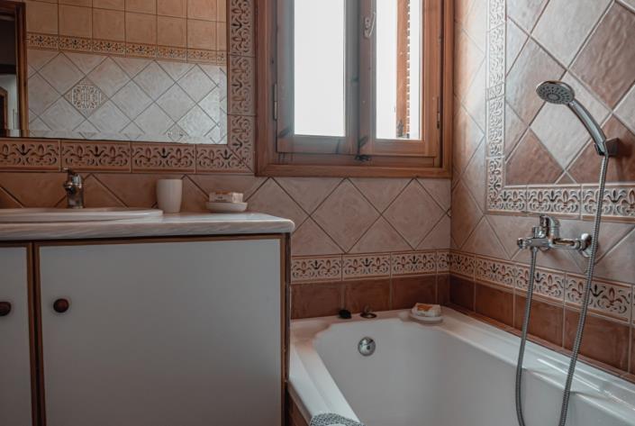 Image No.17-2 Bed Villa for sale