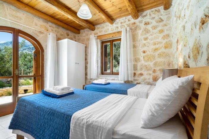 Image No.16-2 Bed Villa for sale