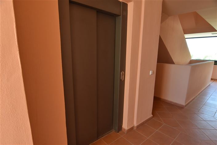 Image No.22-2 Bed Apartment for sale