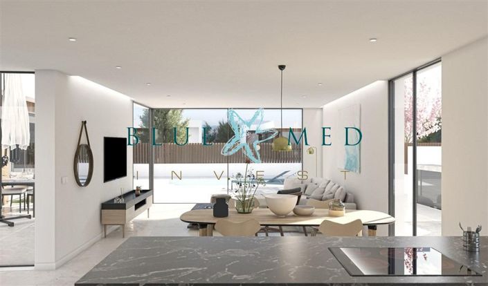 Image No.8-3 Bed Villa for sale