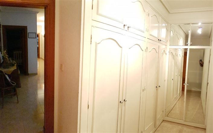 Image No.14-5 Bed Villa for sale