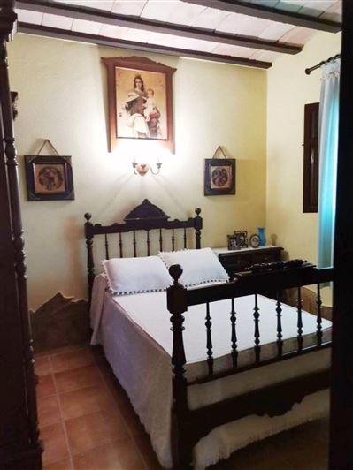 Image No.29-4 Bed Villa for sale