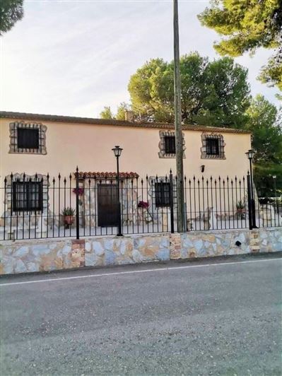 Image No.30-4 Bed Villa for sale