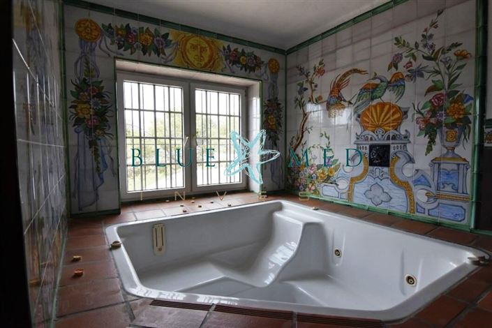 Image No.32-6 Bed Villa for sale