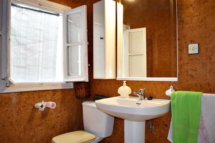 Image No.21-4 Bed Property for sale