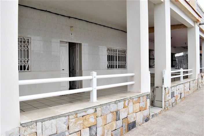 Image No.39-4 Bed Property for sale