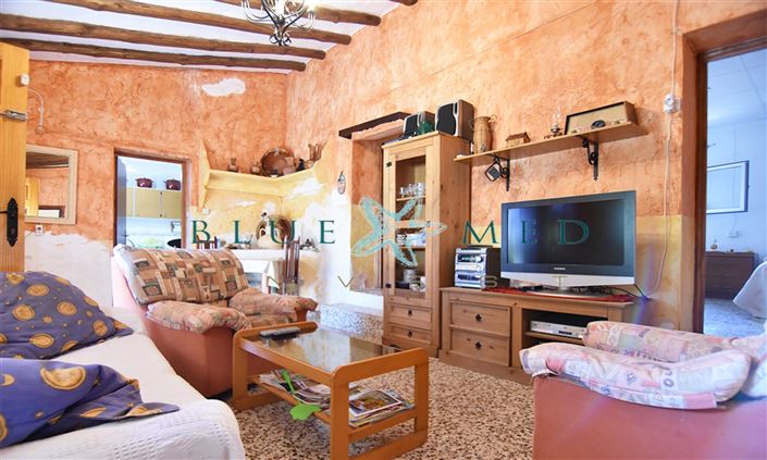 Image No.2-3 Bed Villa for sale