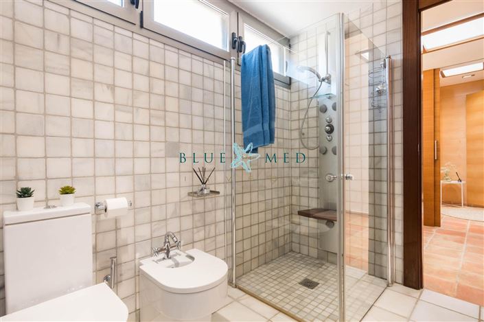 Image No.30-3 Bed Villa for sale