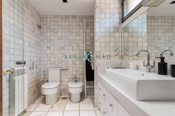 Image No.32-3 Bed Villa for sale