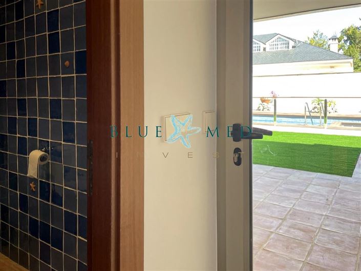 Image No.9-3 Bed Villa for sale