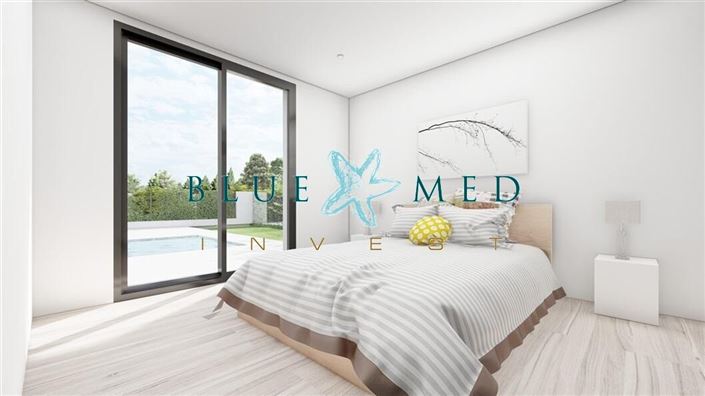 Image No.11-3 Bed Villa for sale