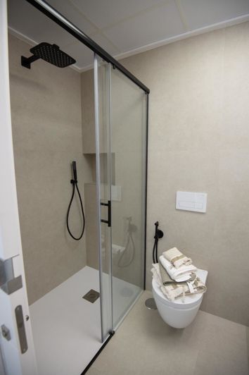 Image No.8-3 Bed Villa for sale