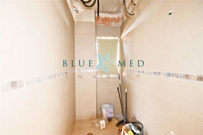 Image No.10-3 Bed Villa for sale