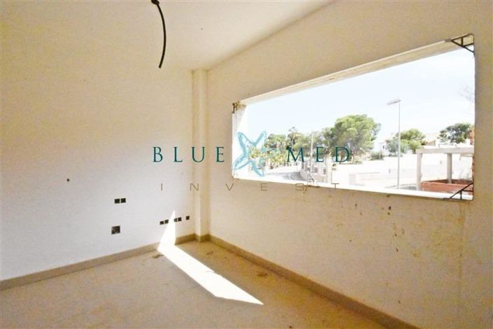 Image No.20-3 Bed Villa for sale