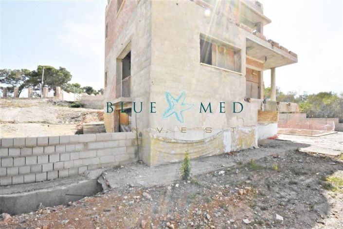 Image No.3-3 Bed Villa for sale