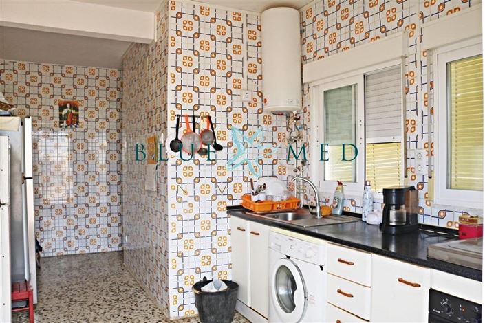 Image No.10-3 Bed Flat for sale