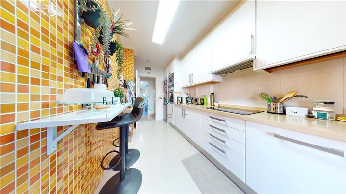 Image No.7-3 Bed Apartment for sale