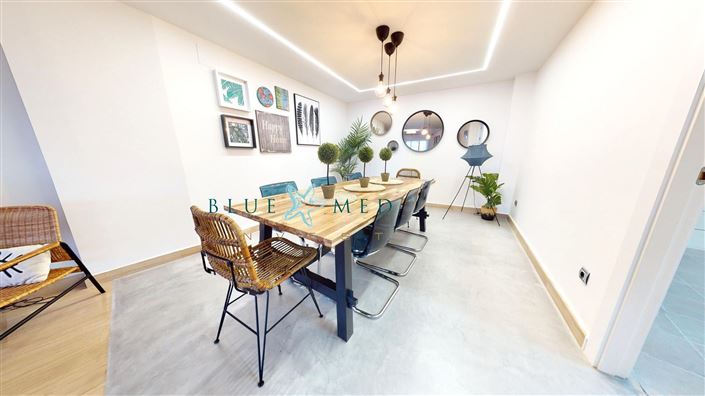 Image No.8-3 Bed Apartment for sale