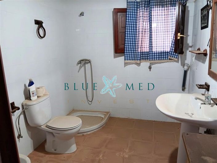 Image No.20-7 Bed Villa for sale