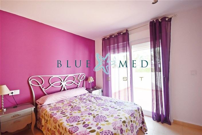 Image No.10-3 Bed Flat for sale