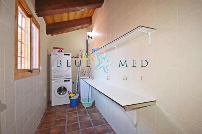 Image No.18-5 Bed Villa for sale