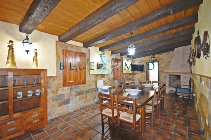 Image No.20-5 Bed Villa for sale