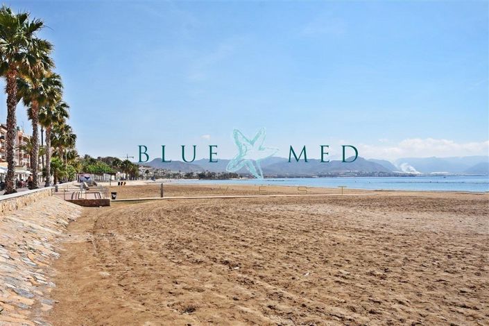 Image No.21-4 Bed Flat for sale