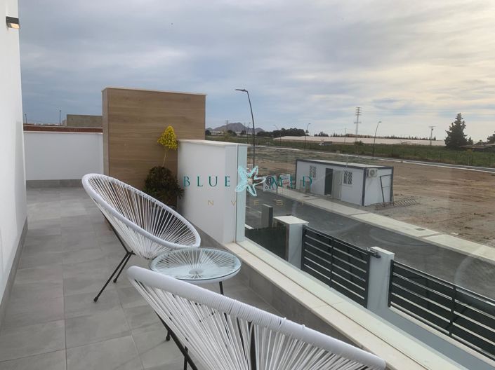 Image No.44-3 Bed Villa for sale